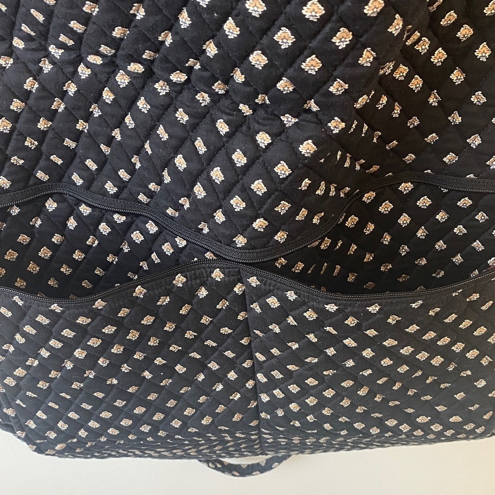 Vera Bradley Classic Black Quilted Women's Garment Travel Bag - Picture 7 of 12